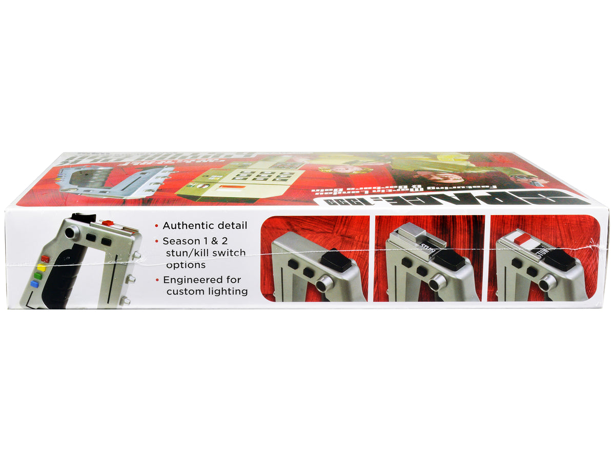 Skill 2 Model Kit Commlock and Stun Gun Space: 1999 (1975-1977) TV Show ...